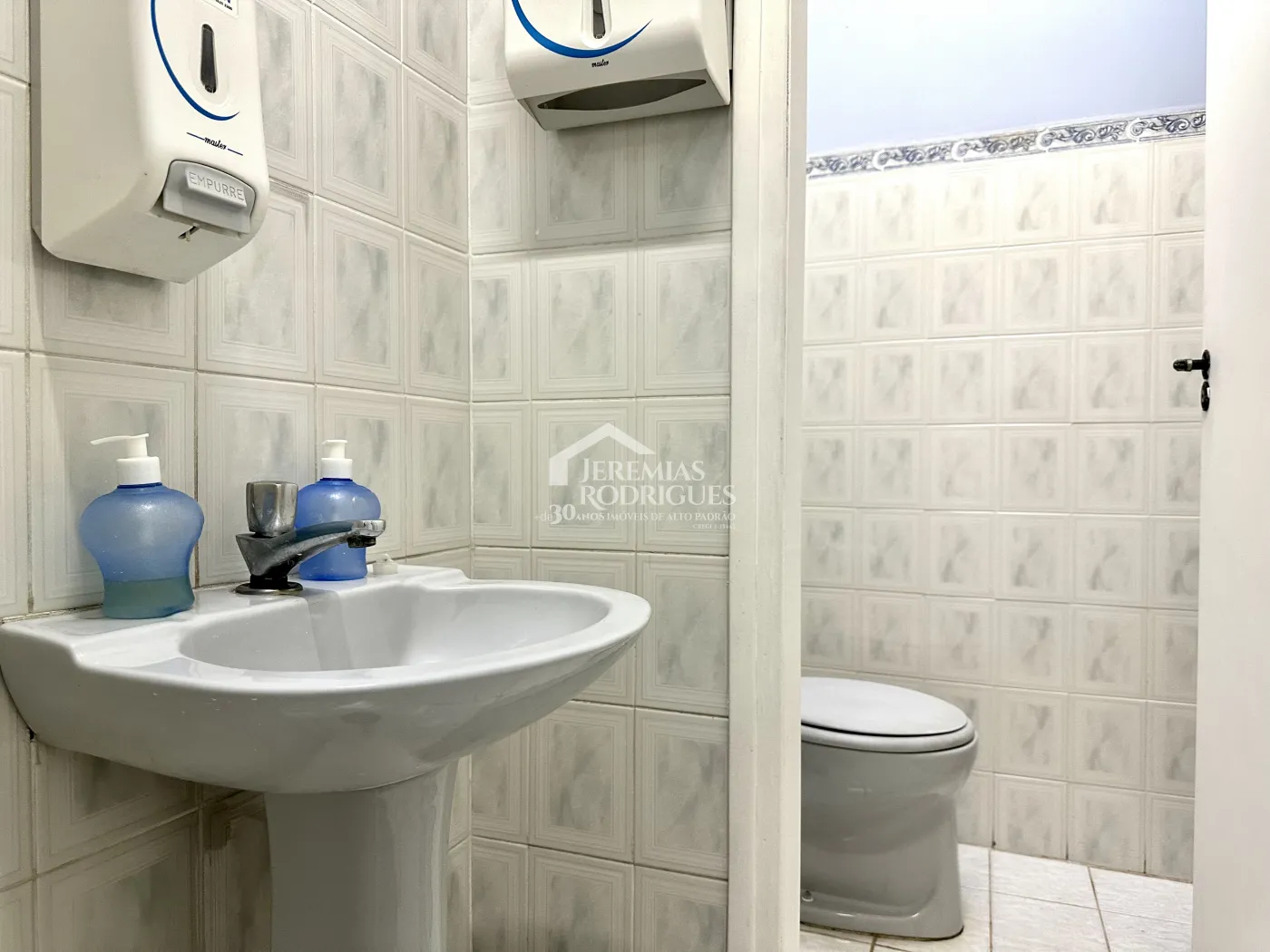 Ponto comercial no Centro de Taubaté/SP