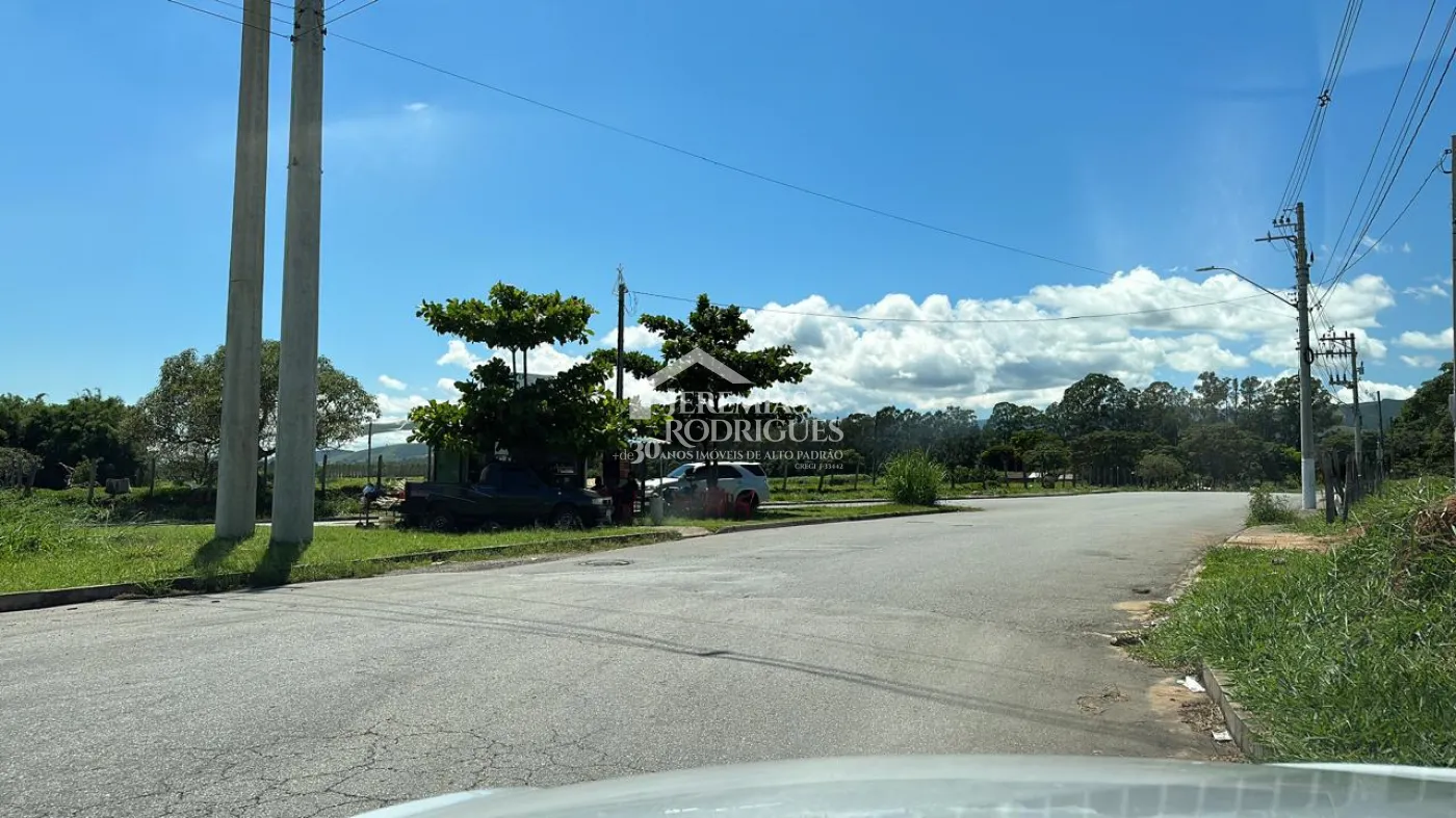 Terreno comercial de 123000 m² para alugar por R$ 30.000,00 - Pindamonhangaba/SP