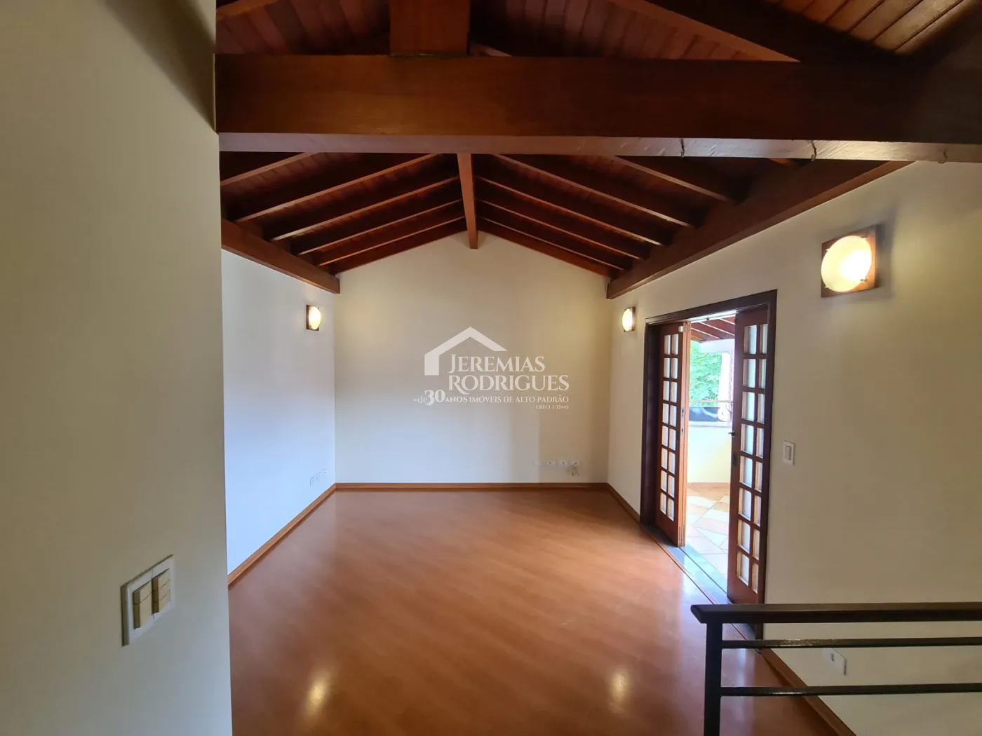 Casa com 3 dormitórios, 344 m² - Loteamento Village Tremembé - Tremembé/SP.