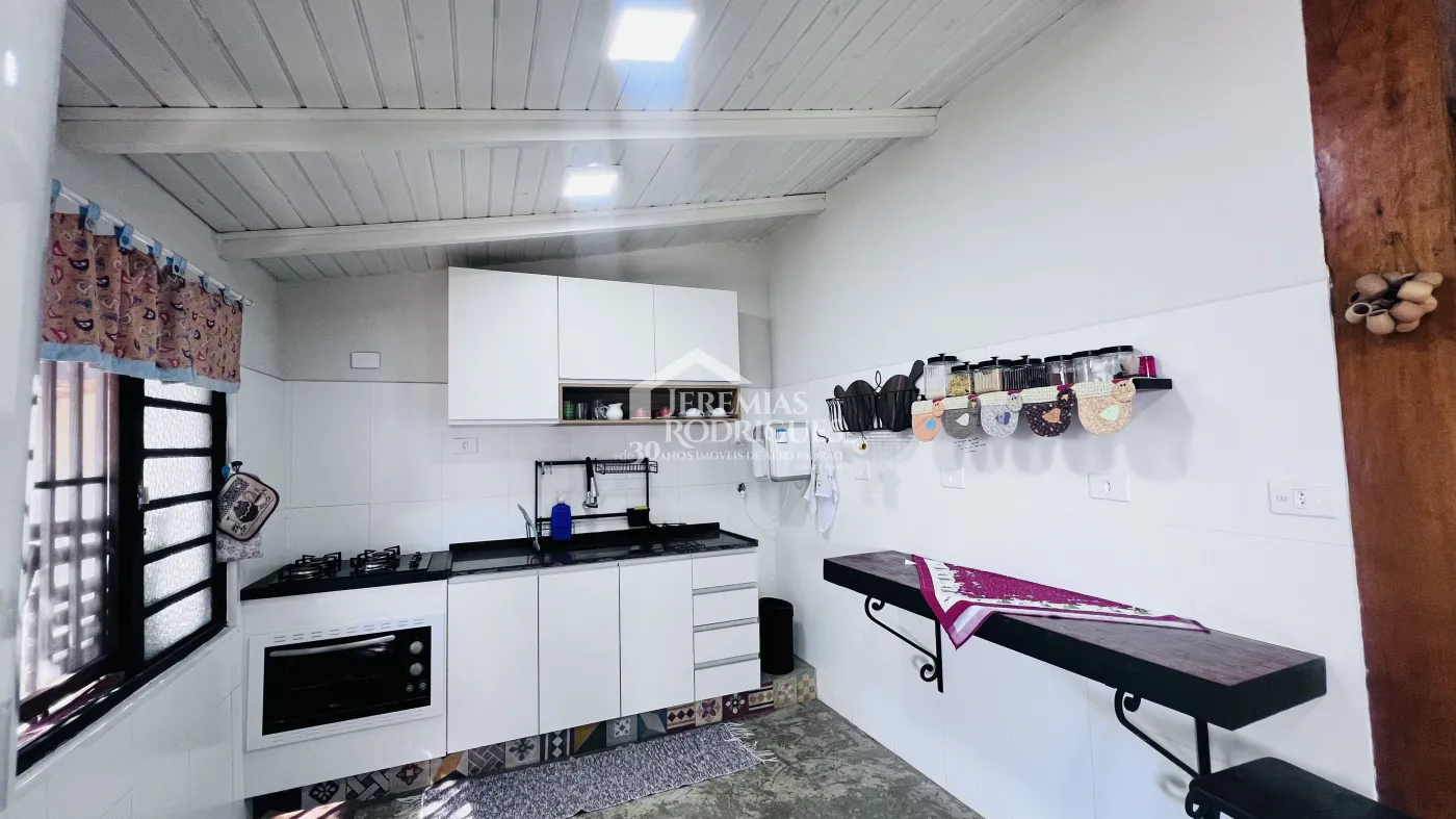 Chácara com 3 dormitórios, 500 m² - Cidade de Deus - Taubaté/SP