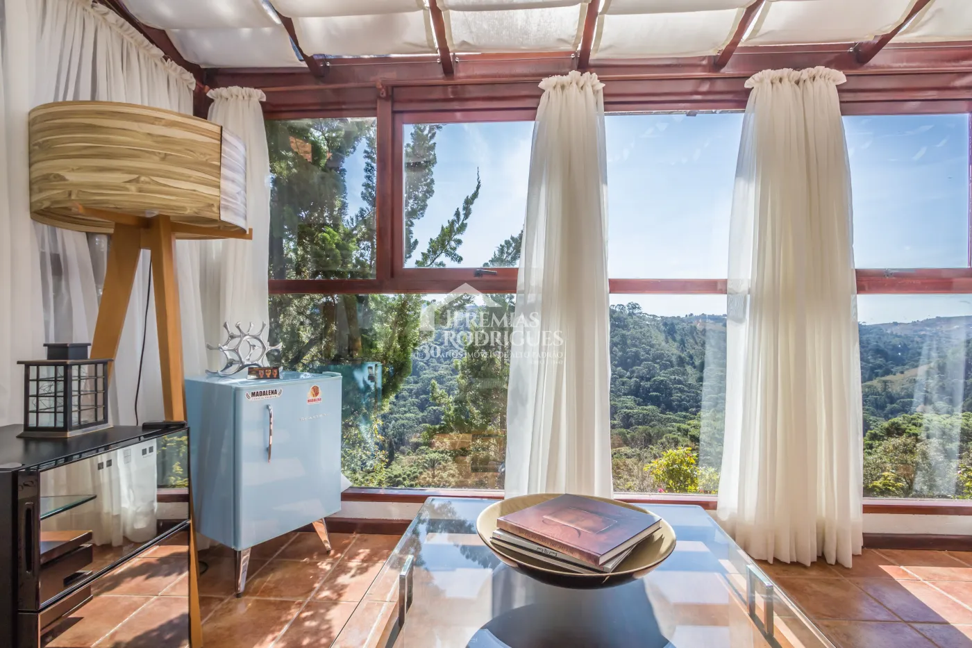 Casa com 3 suítes, 170 m² - Condomínio Jardim Monte Belo - Campos do Jordão/SP