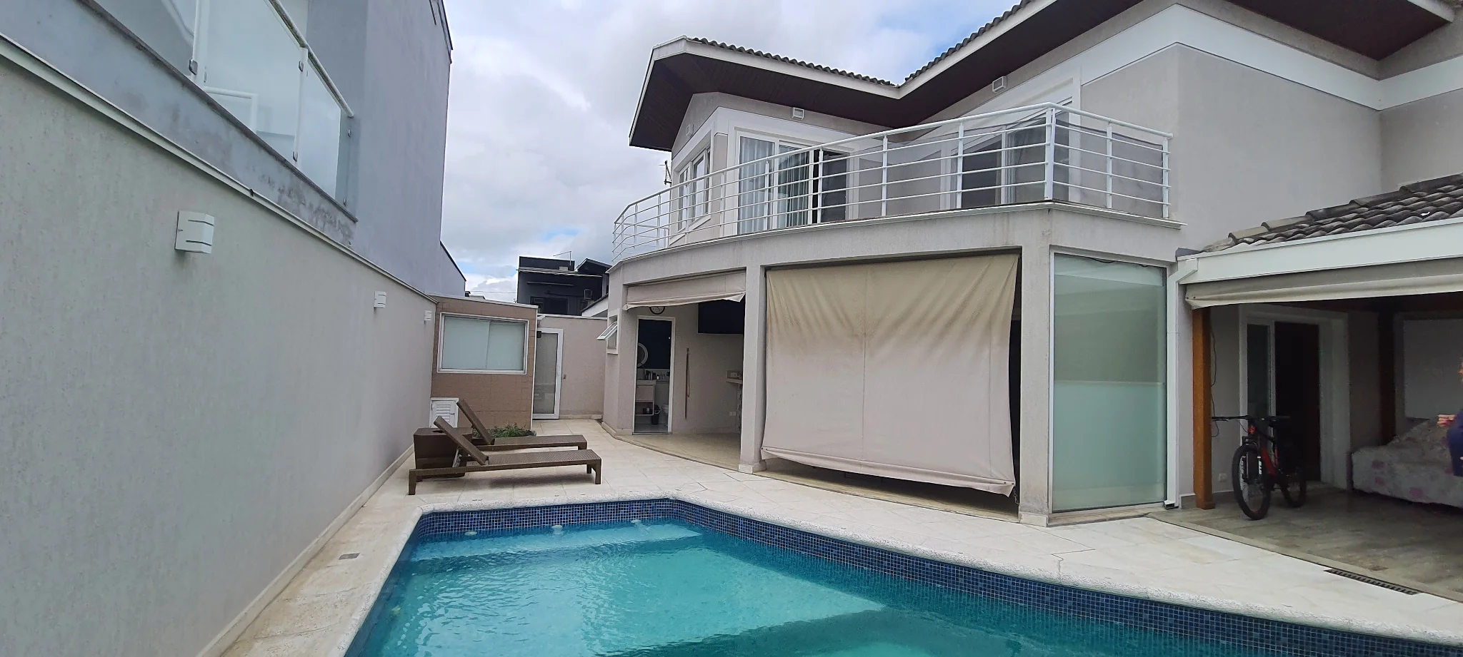 Casa á venda no Condomínio Campos do Conde II em Tremembé/SP.