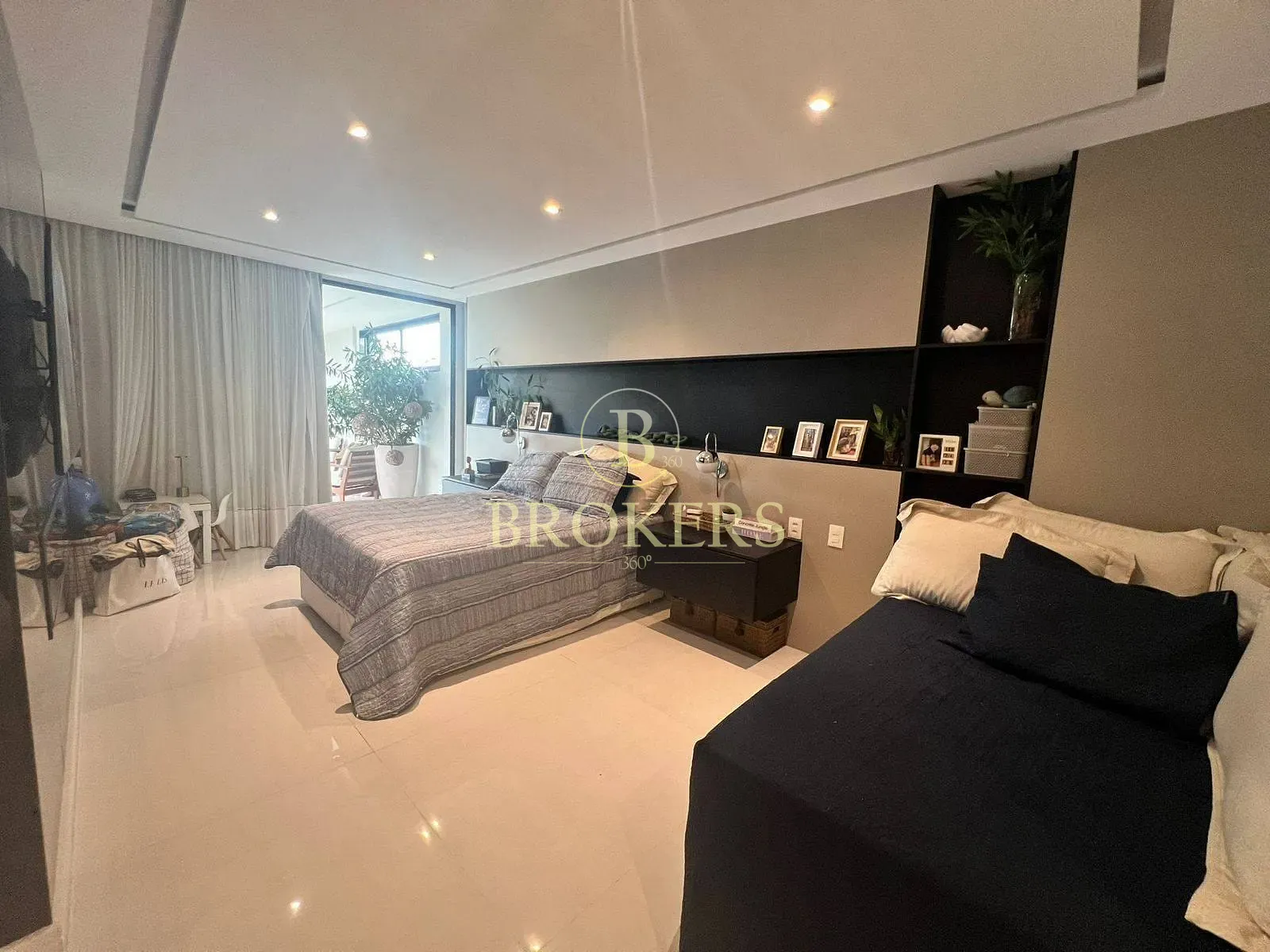 Design e luxo no Alphaville: Mansão triplex de 820m² com elevador, 5 suítes e lazer exclusivo por R — foto 13