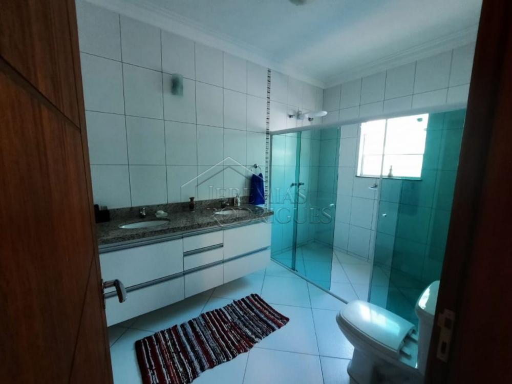 Casa com 3 quartos, 210 m² - Campos do Conde Louvre - Tremembé/SP