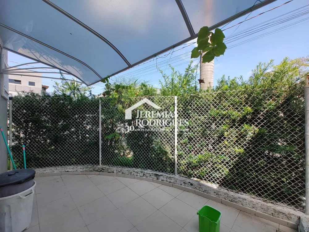 Casa com 3 quartos, 252 m²- Condomínio Campos do Conde Chamboard - Tremembé/SP