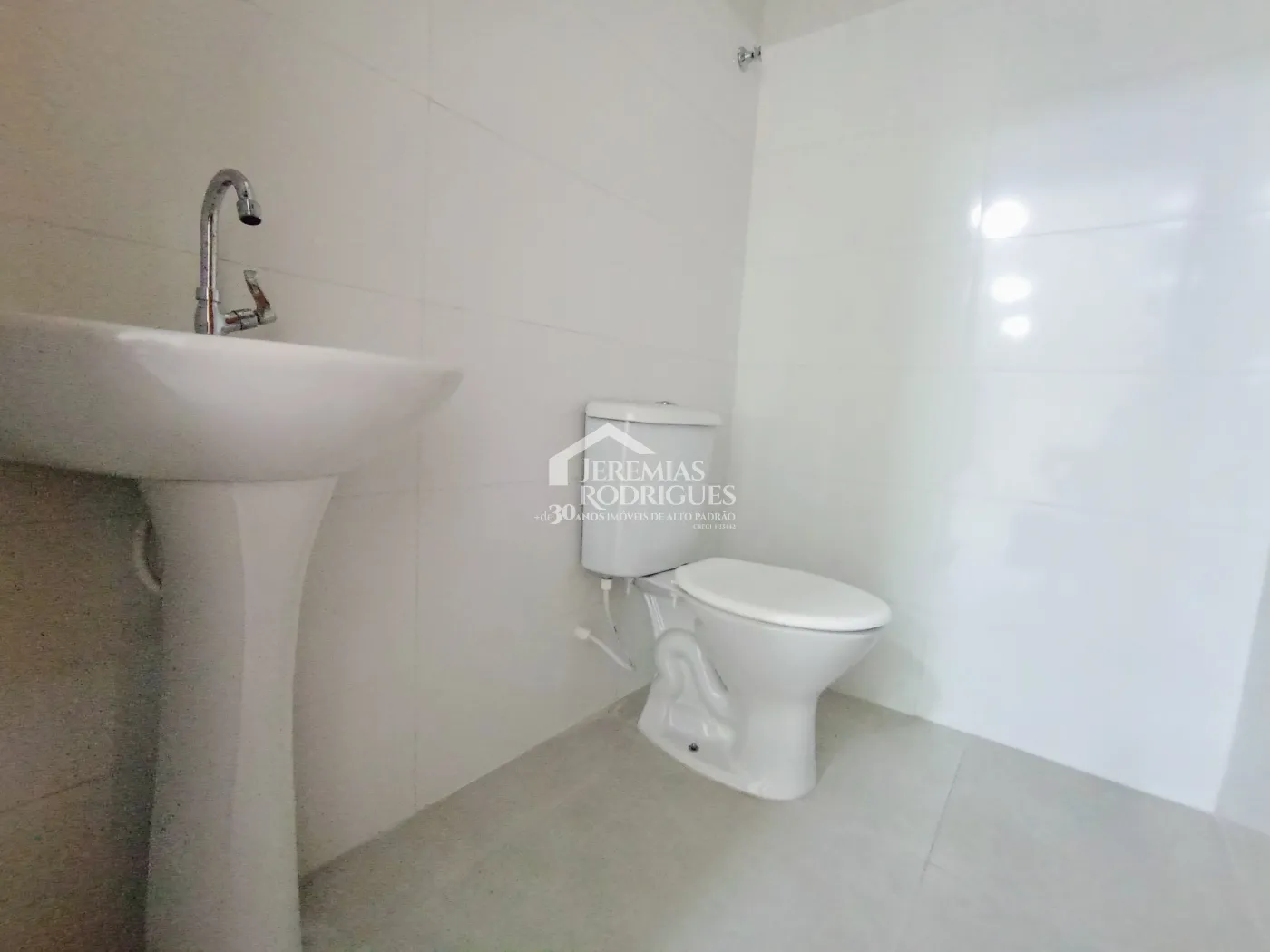 Ponto comercial para locação com 106 m² no Centro em Taubaté/SP