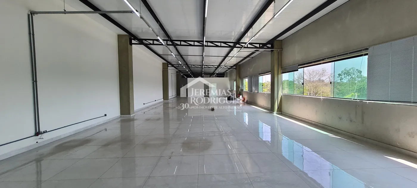 Galpão com 3.560 m² - Parque Empresarial Santa Rita - em Pindamonhangaba/SP.