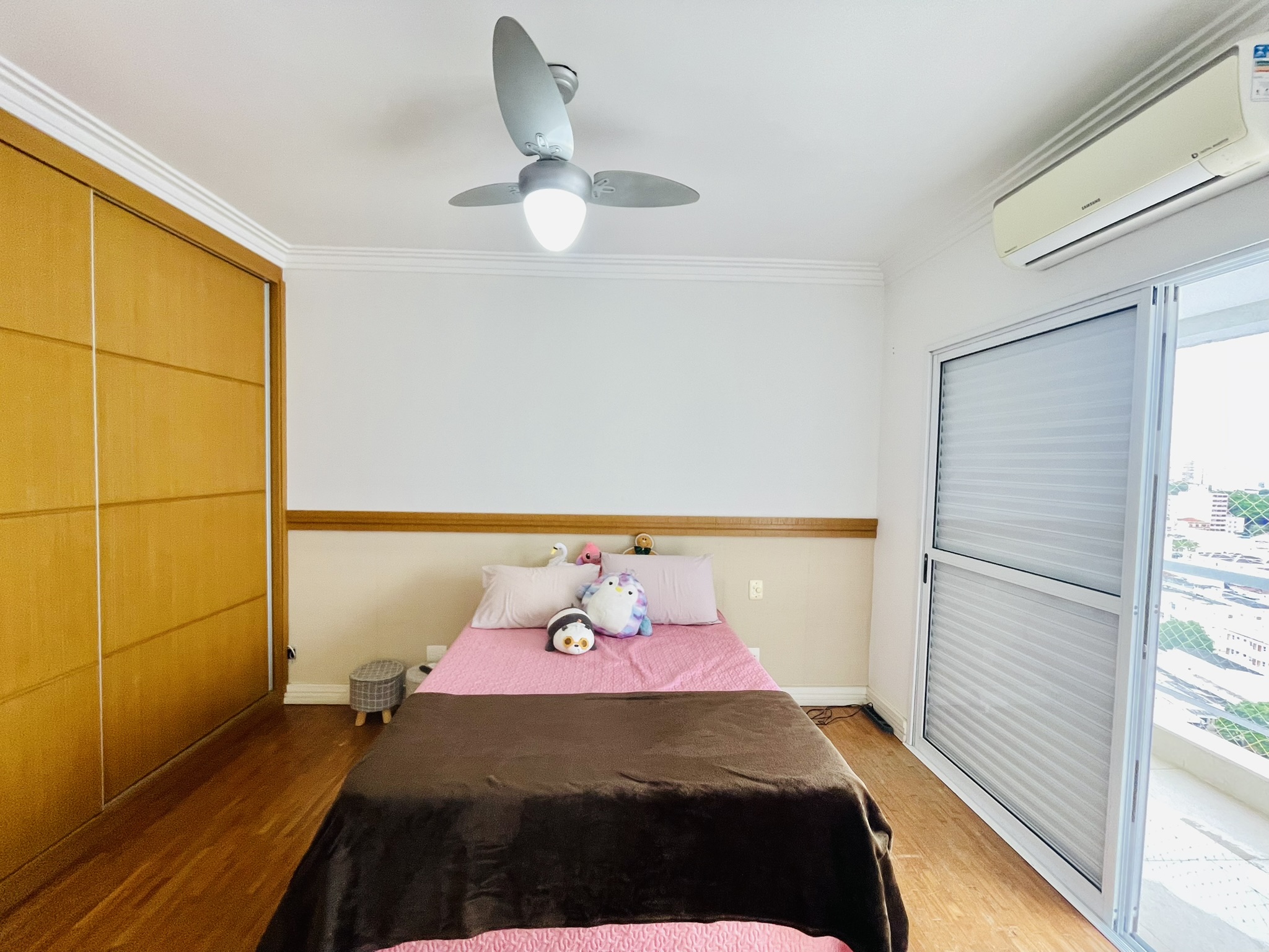 Cobertura duplex com 3 suítes no Edifício Solar do Jatobá em Taubaté/SP. 