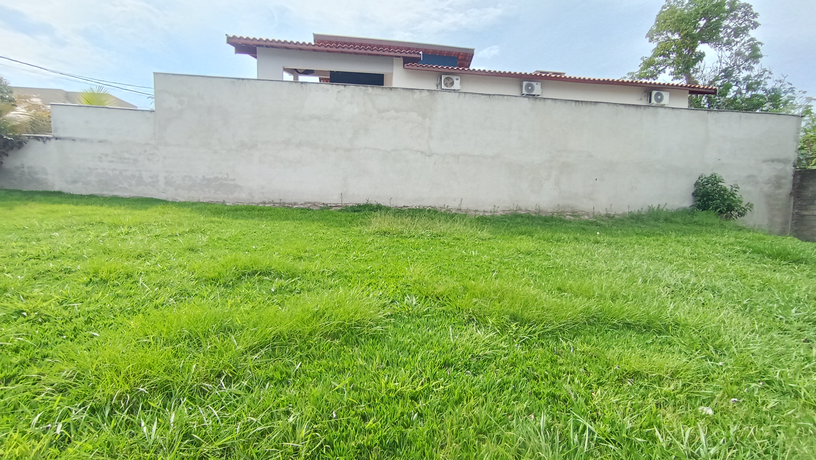 Terreno à venda com 407 m² no Condomínio Reserva dos Lagos e Pindamonhangaba/SP.