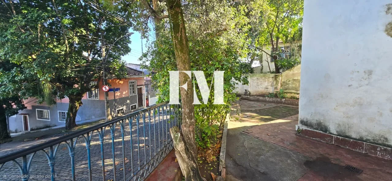 Oportunidade Única de Investimento em Santa Teresa! R$ 3.200/m² Casarão Histórico no Largo das Neves. - foto 3
