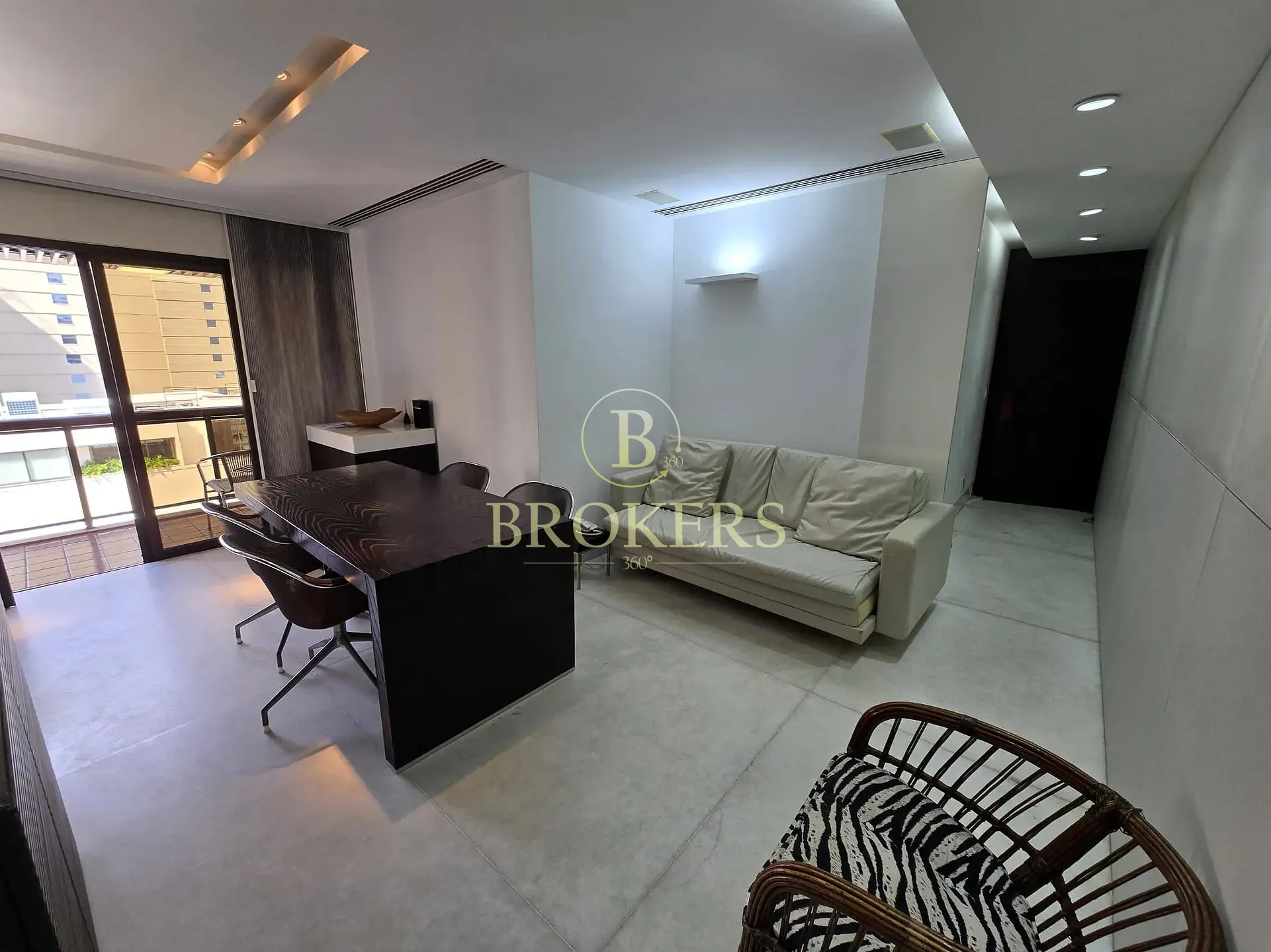 Apartamento vista mar para locação, Ipanema, Varanda, 2 quartos / 1 suíte - 2 vagas - 90m²