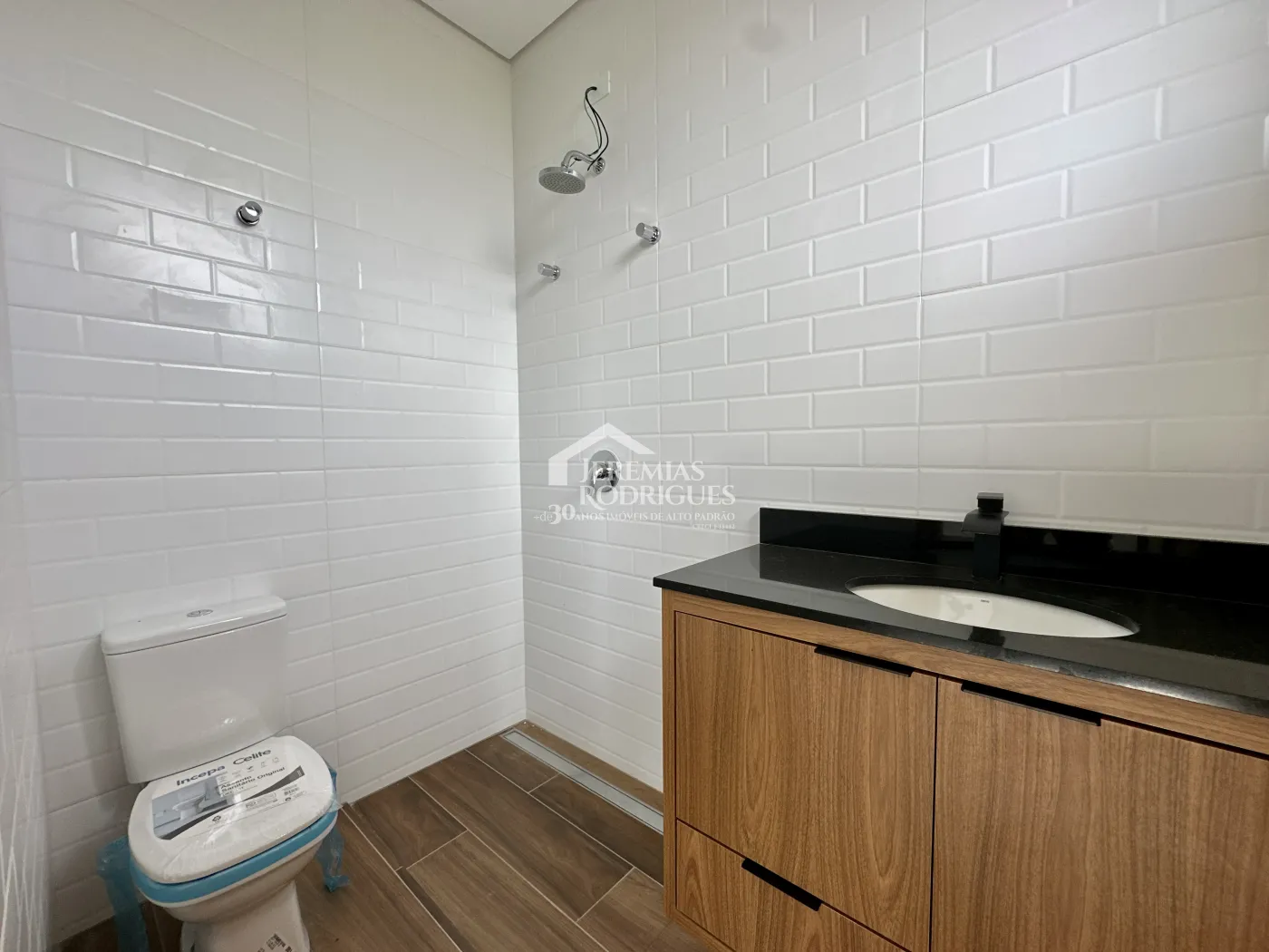 Casa para venda e locação com 3 suítes no Condomínio Cyrela Landscape em Taubaté/SP.