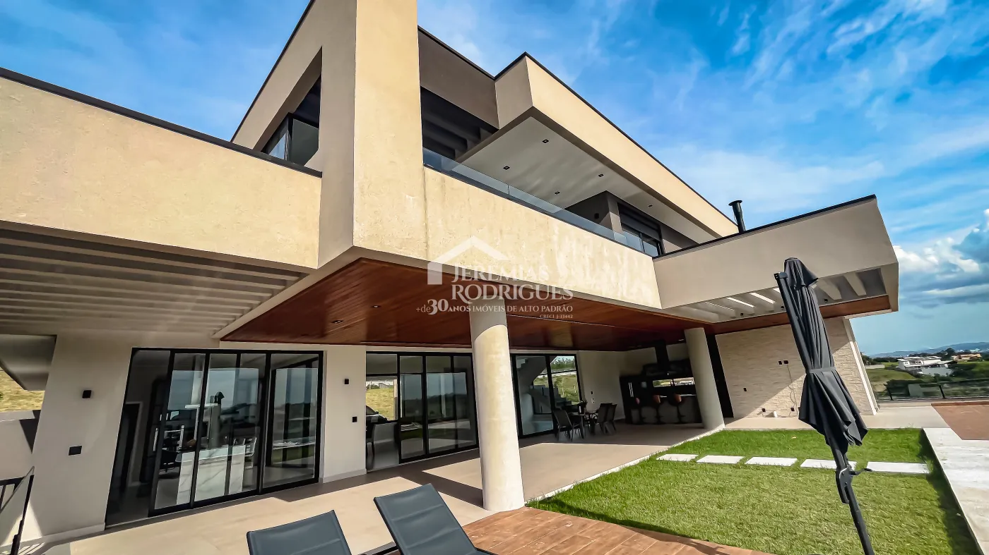 Casa com 3 suítes, 611 m² - Condomínio Village da Serra - Tremembé/SP