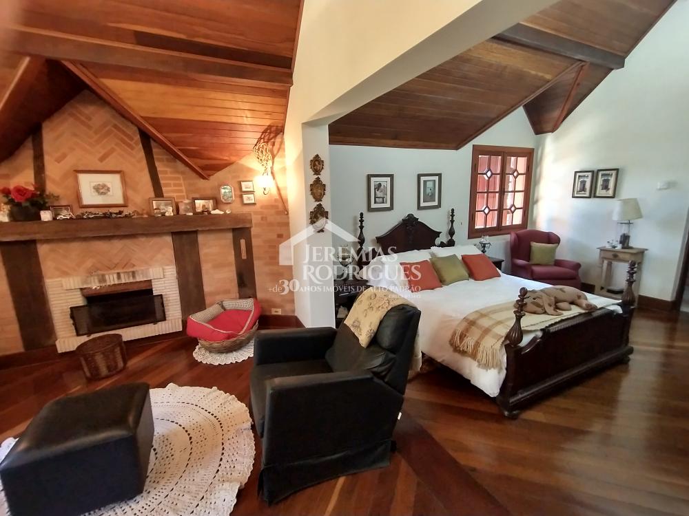 Casa com 6 dormitórios, 735 m² - Condomínio Jardim Véu da Noiva - Campos do Jordão/SP