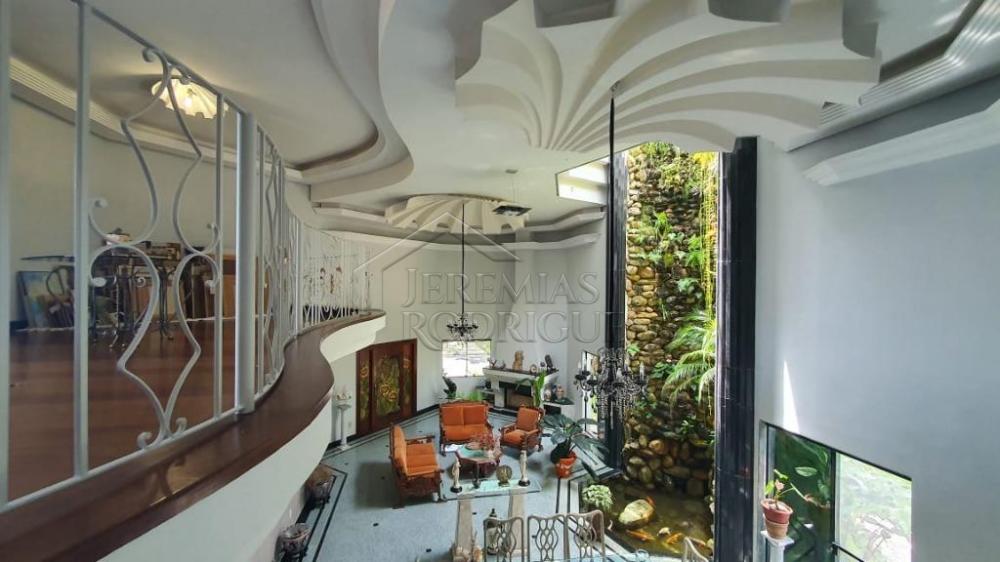 Casa à venda por R$ 3.000.000,00 - Pindamonhangaba/SP