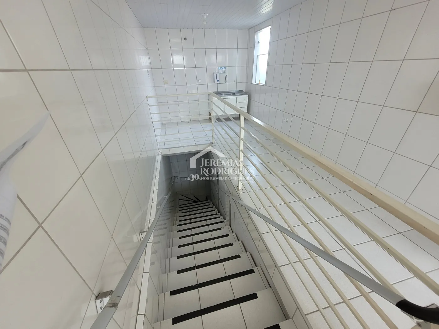 Cozinha industrial com 360 m² - Residencial Ouro Verde - Pindamonhangaba/SP.