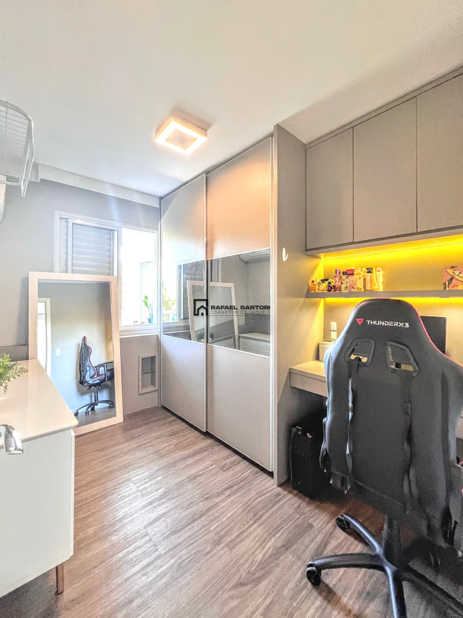 APARTAMENTO COM TERRAÇO NO AMIZADE