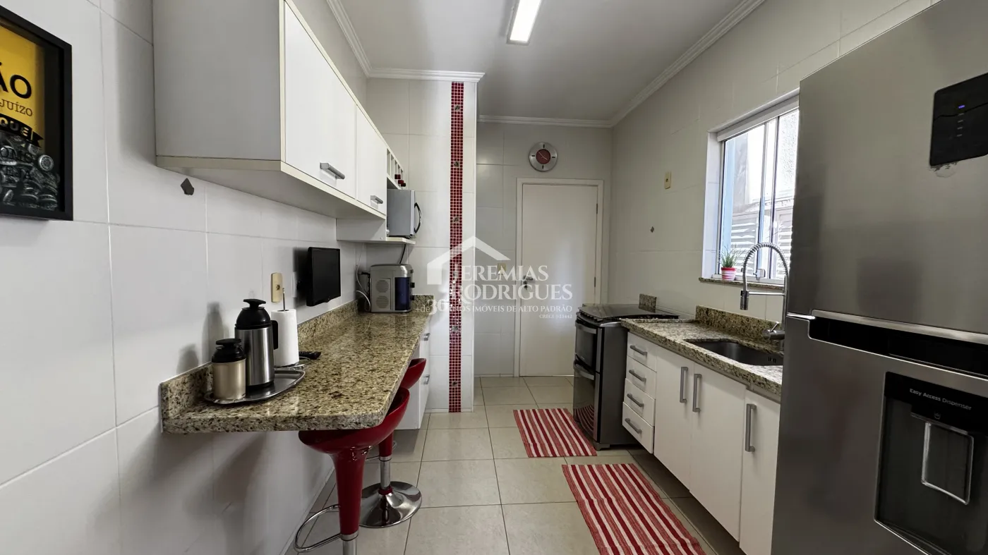 Casa à venda com 3 dormitórios no Condomínio Campos do Conde II em Tremembé/SP