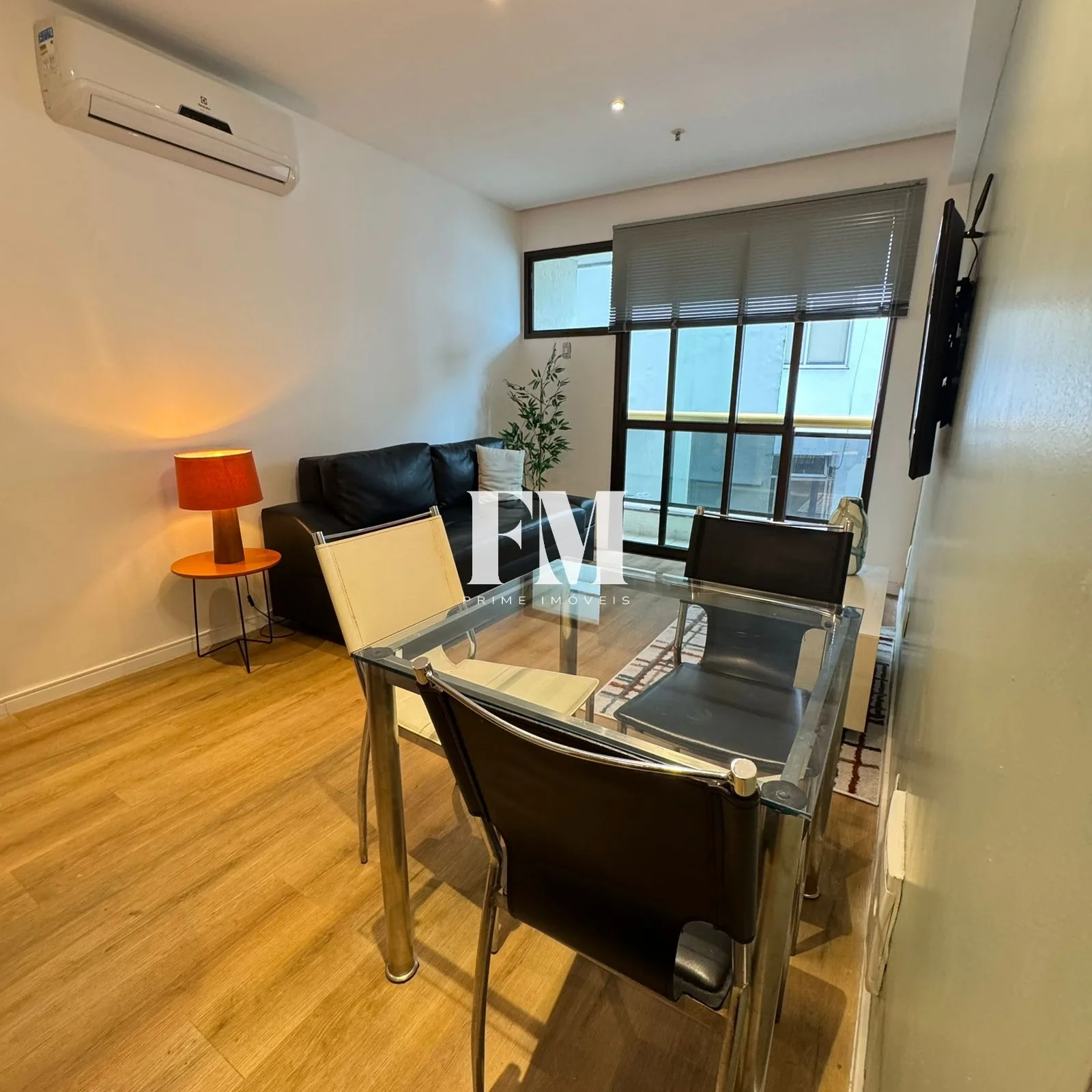 Flat mobiliado à venda em Ipanema com varanda e infraestrutura completa - foto 7