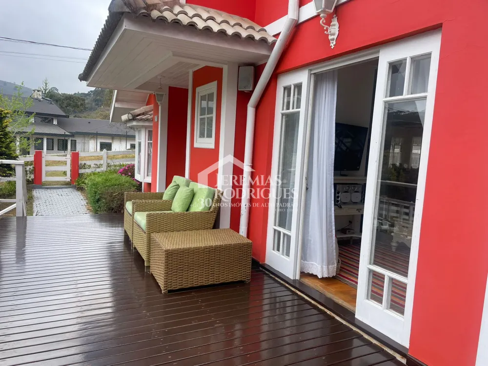Casa com 6 dormitórios, 362 m² - Condomínio Iporanga, em Campos do Jordão/SP.