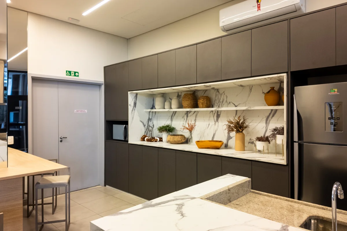 Studio mobiliado 43 m² | 700 m do metrô Praça da Árvore
