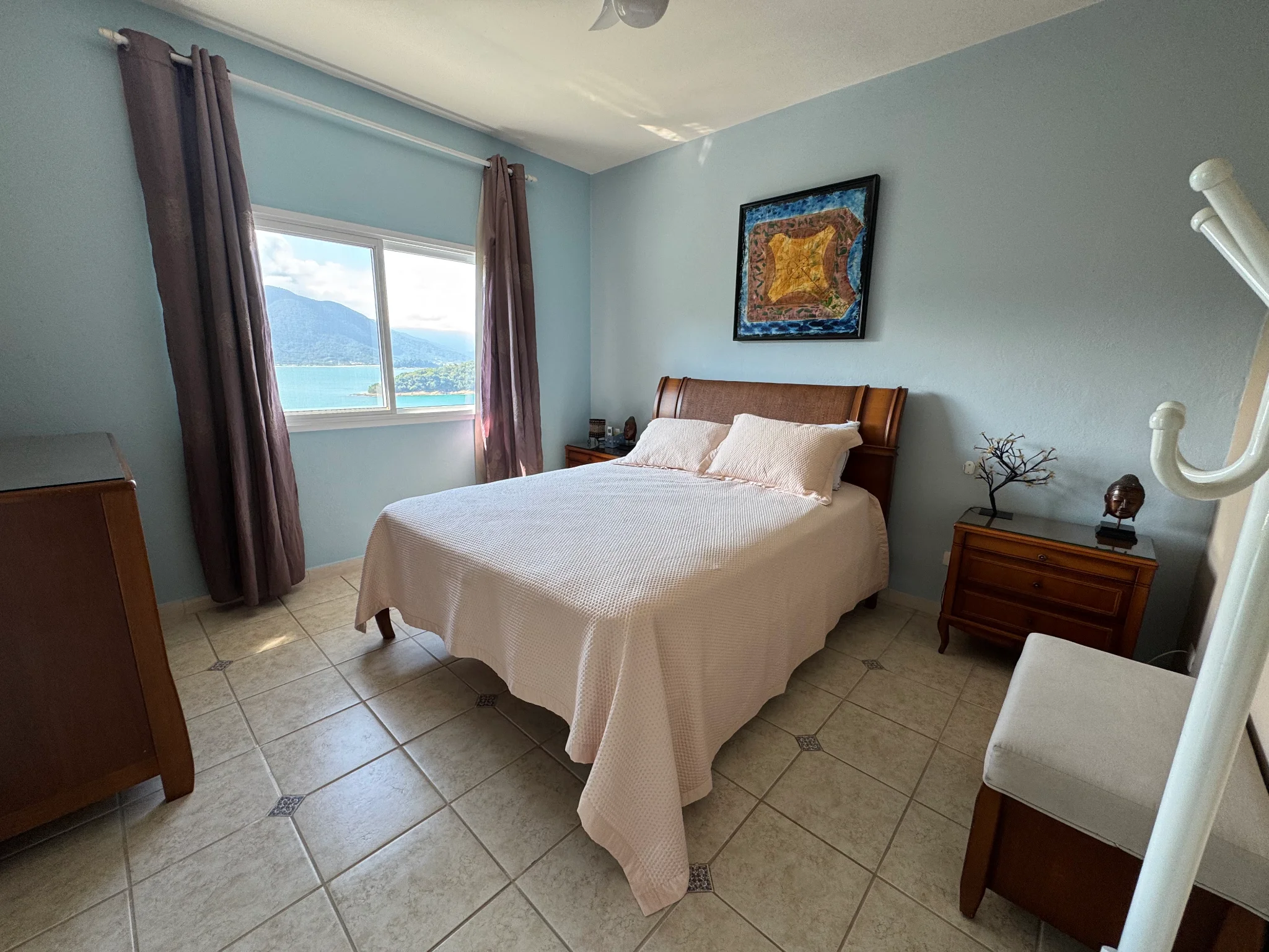 Casa à venda com 6 suítes no Condomínio Caçandoca em Ubatuba/SP