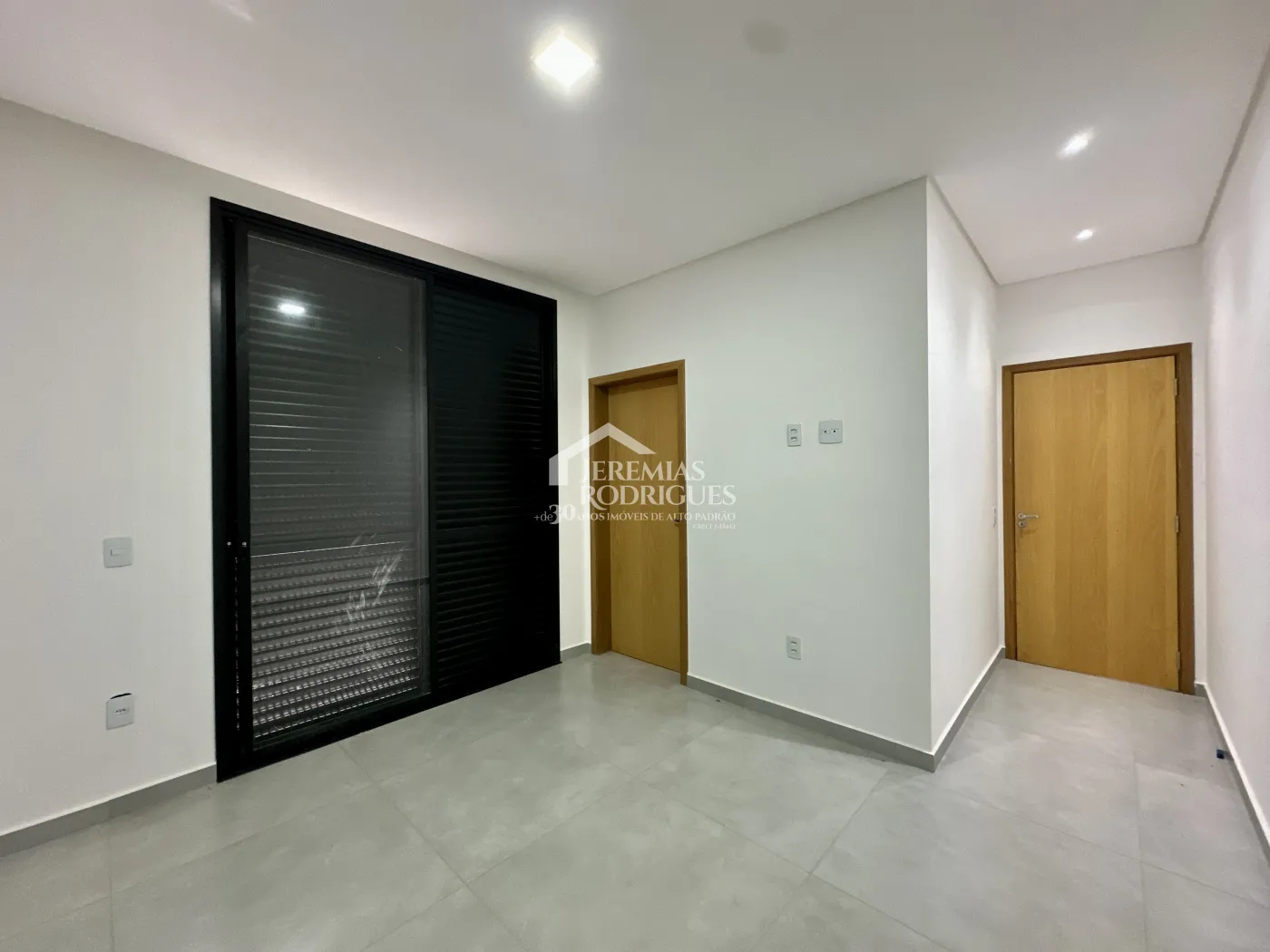 Casa para venda e locação com 3 suítes no Condomínio Cyrela Landscape em Taubaté/SP.