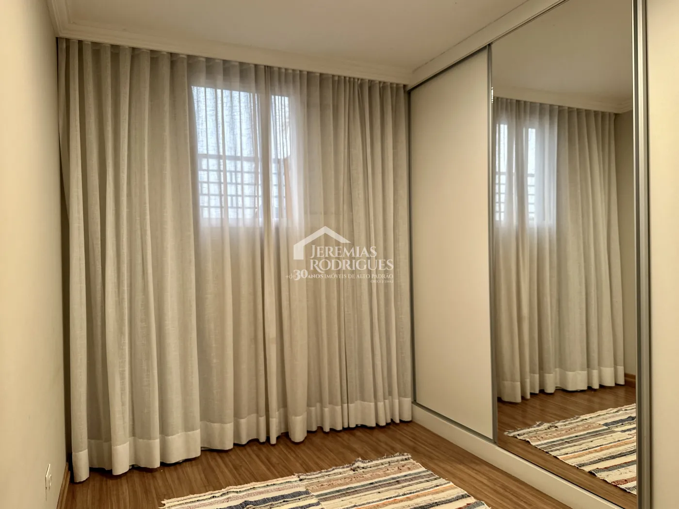 Apartamento com 2 dormitórios, 171 m² - Edifício Solar dos Juritis - Taubaté/SP.