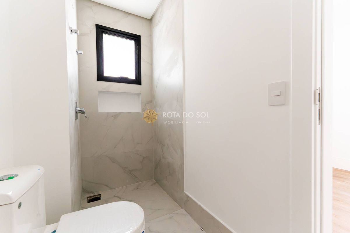 Maison Lafayette Apartamento 4 Suítes Meia Praia Itapema SC