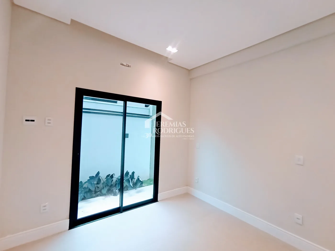 Casa à venda com 4 suítes no Condomínio Cyrella Landscape em Taubaté/SP