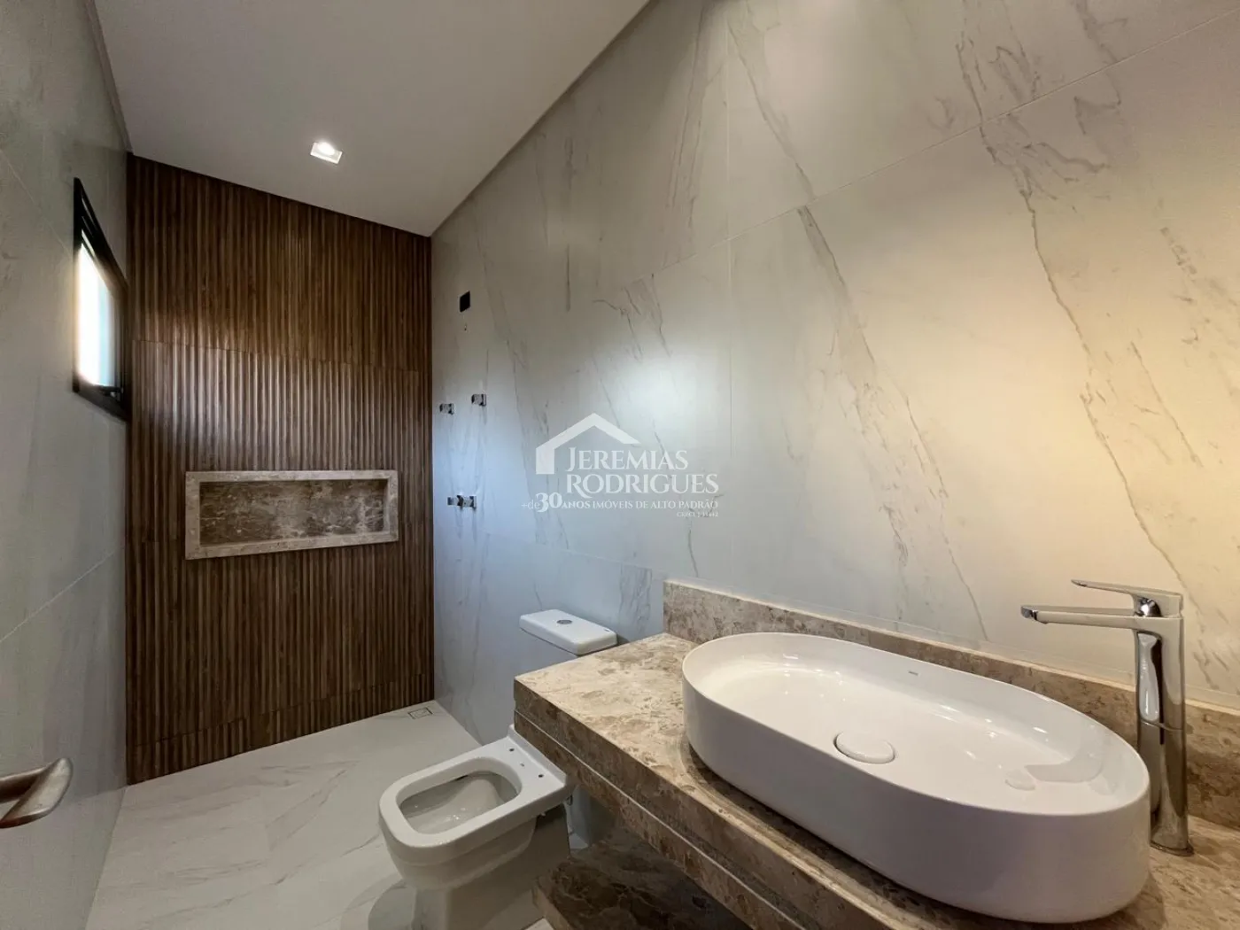 Casa com 3 dormitórios, 190 m² - Condomínio Santa Mônica - Caçapava/SP.