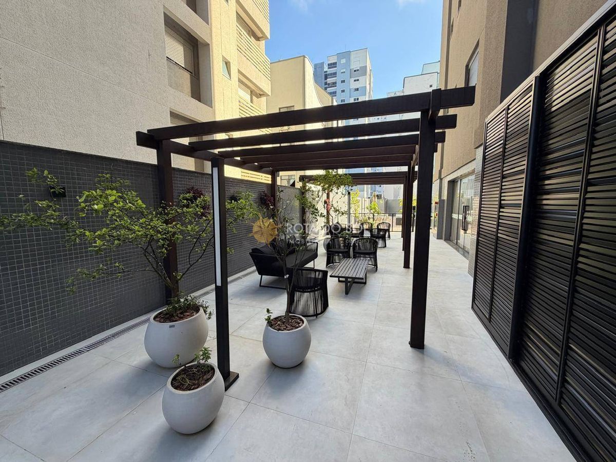 Diamond Tower Apartamento Quadra Mar 4 Suítes Meia Praia Itapema SC
