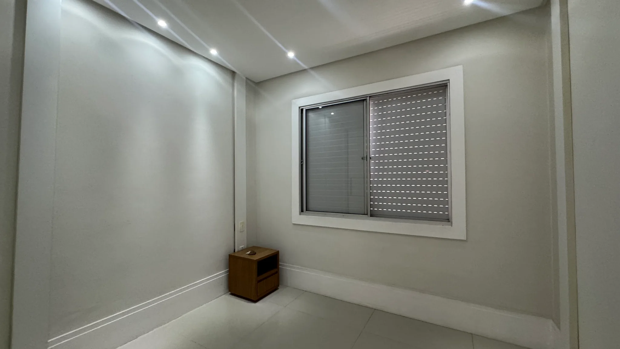 Apartamento à venda no Edifício Serra da Mantiqueira em Pindamonhangaba/SP. 