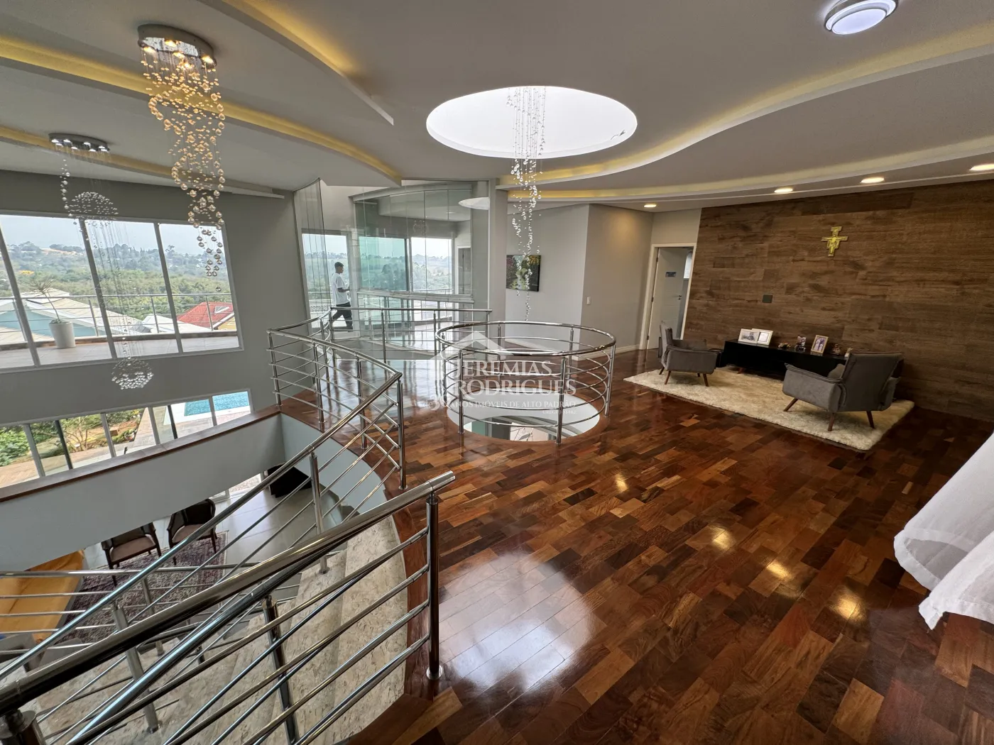 Casa com 4 dormitórios, 489 m² - Residencial Santa Helena - Caçapava/SP.
