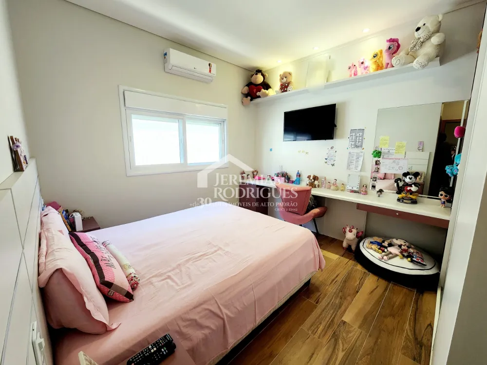 Casa com 3 quartos, 252 m² - Condomínio Ouro Ville - Taubaté/SP