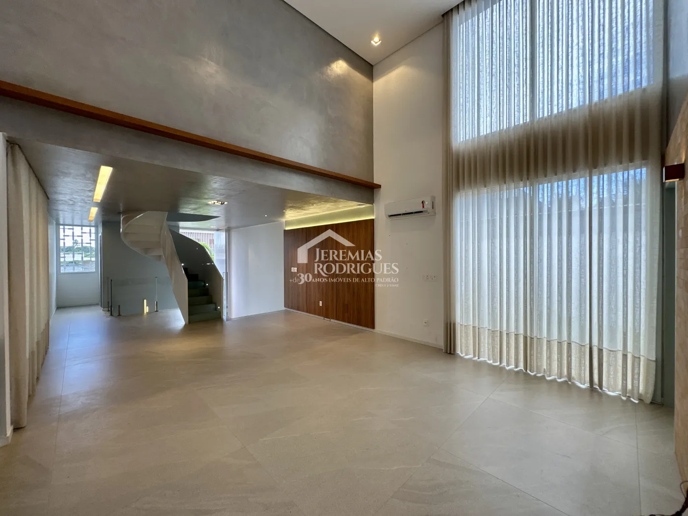 Casa à venda no Condomínio Residencial Terras de San Marco em Taubaté/SP.