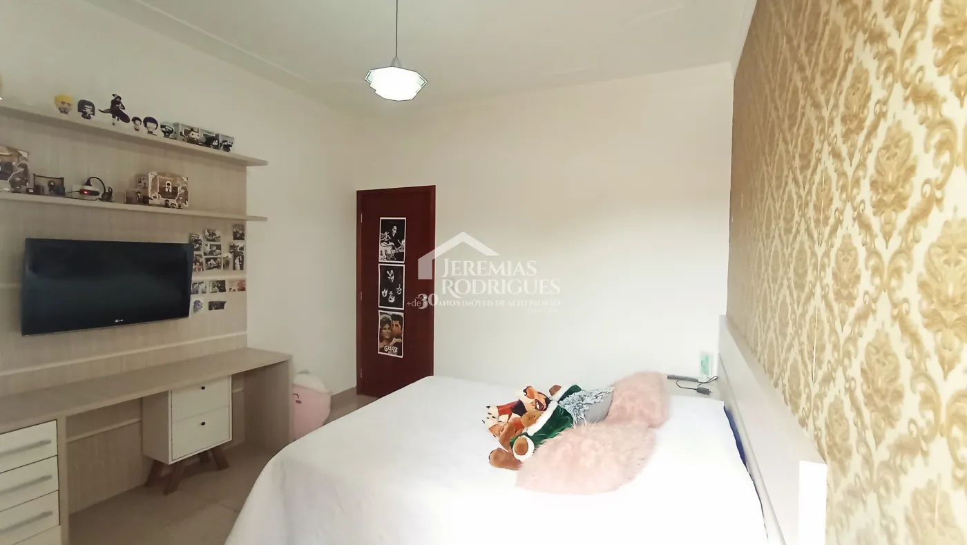 Casa para venda e locação com 4 dormitórios no Condomínio Jatobá em Tremembé/SP.