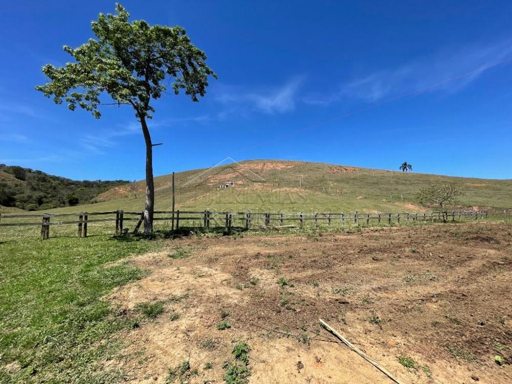 Fazenda com 2 quartos, 2.553.500 m², à venda por R$ 5.800.000- Lorena - Lorena/SP