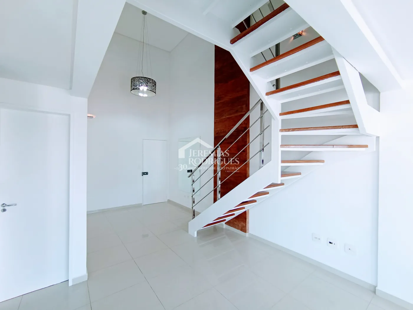 Apartamento com 2 dormitórios, 107 m² - Edifício Jabuticabeiras - Taubaté/SP.