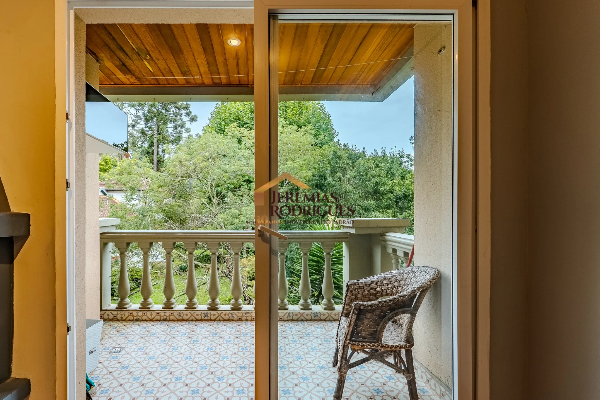 Apartamento à venda no Condomínio Chateau Du Loire em Campos do Jordão/SP. — foto 6