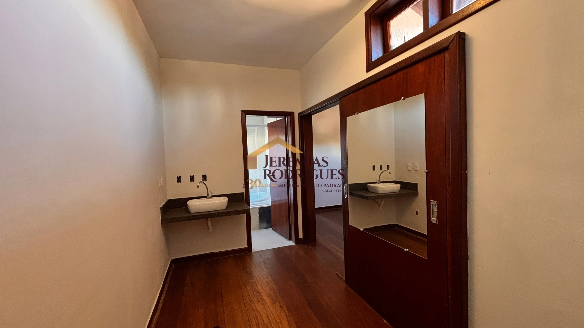 Imóvel comercial Amplo no centro de Pindamonhangaba/SP. — foto 22