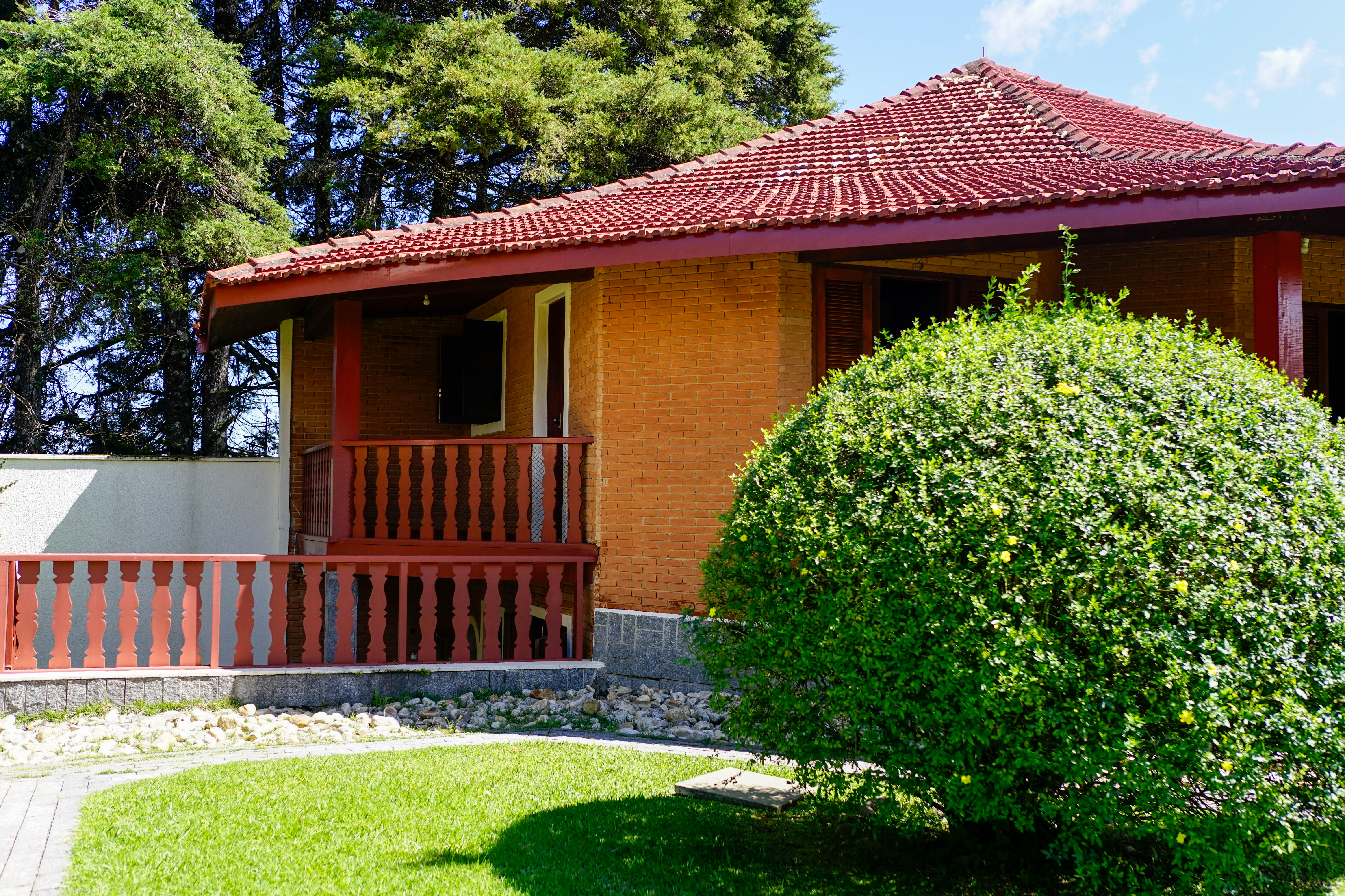 Pousada à venda com 6 suítes no bairro Vila Marinella em Campos do Jordão/SP.