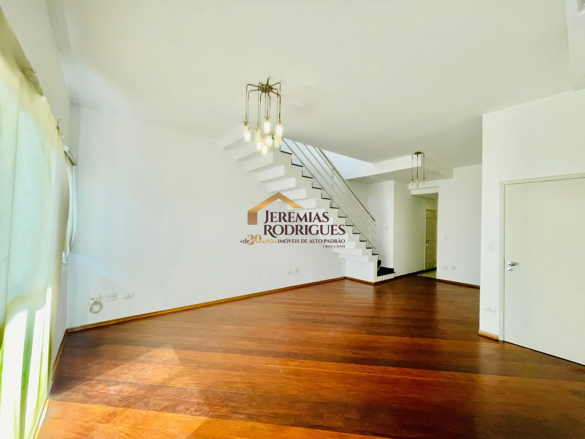 Apartamento Duplex para venda e locação no Condomínio Lumiere em Taubaté/SP. — foto 5