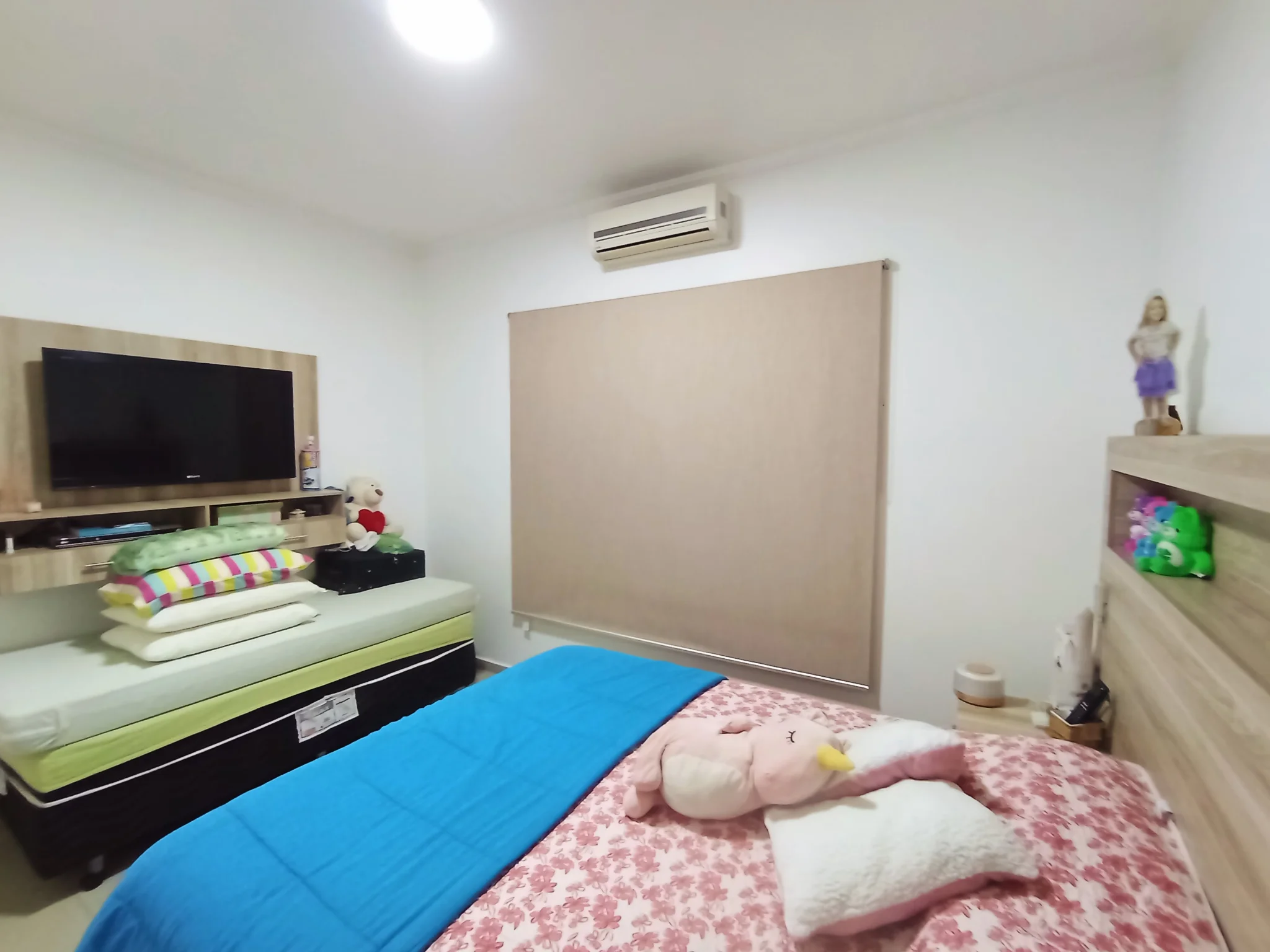 Casa à venda com 4 dormitórios no Residencial Doutor Lessa em Pindamonhangaba/SP. 