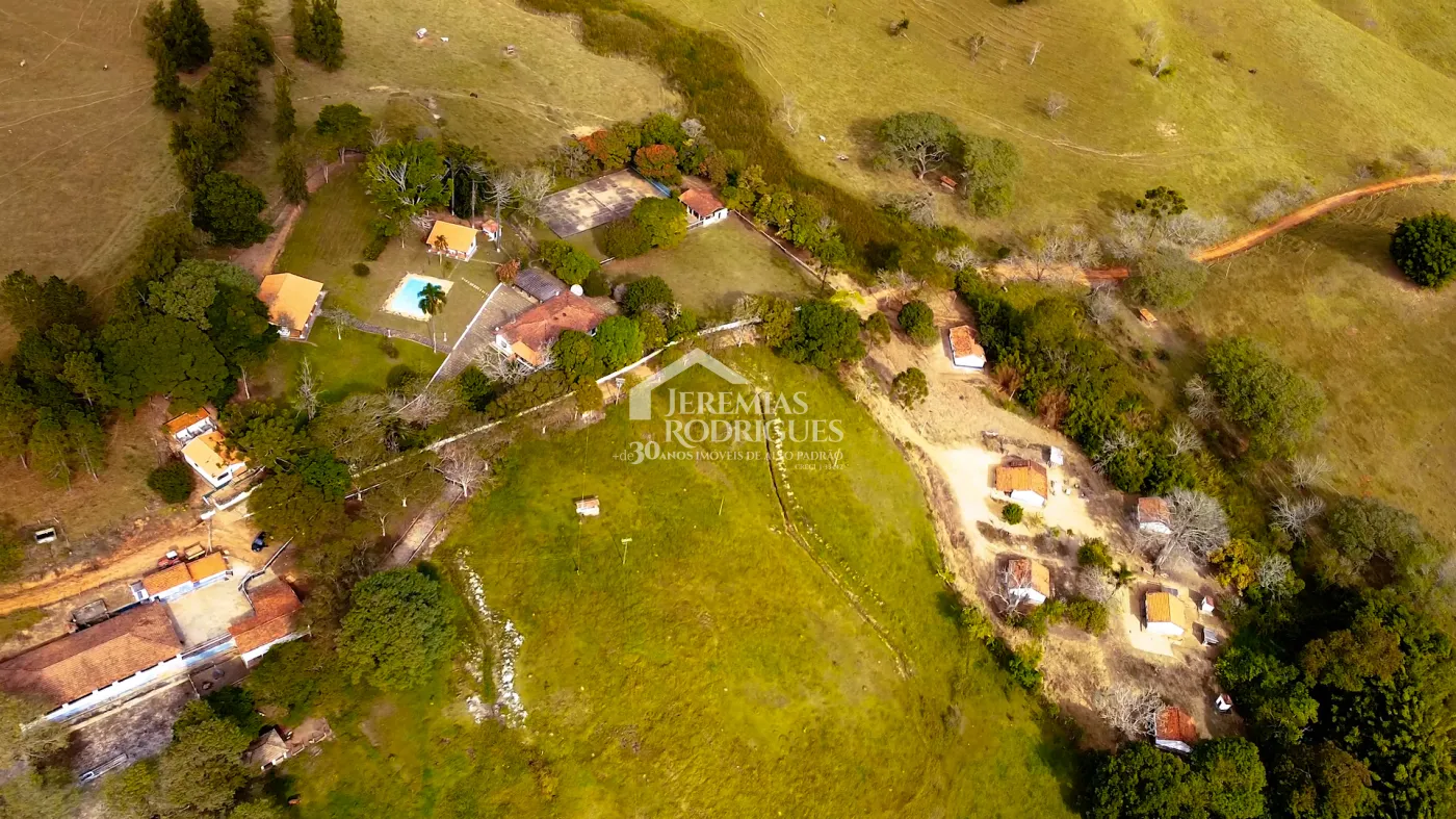 Fazenda à venda com 2.544 hectares em Santa Branca/SP.