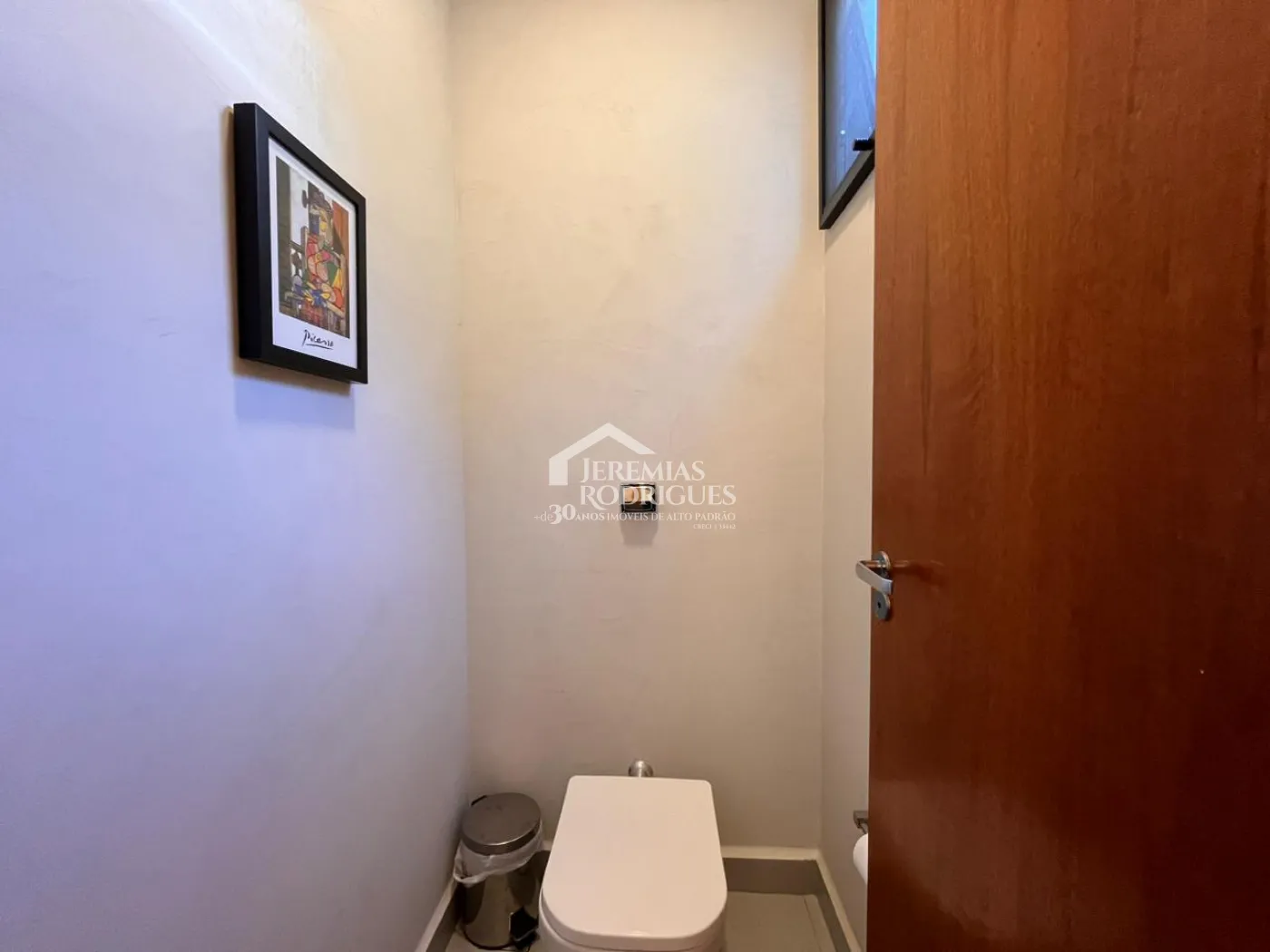 Casa à venda com 3 dormitórios no Condomínio Jardim de Alah em Taubaté/SP