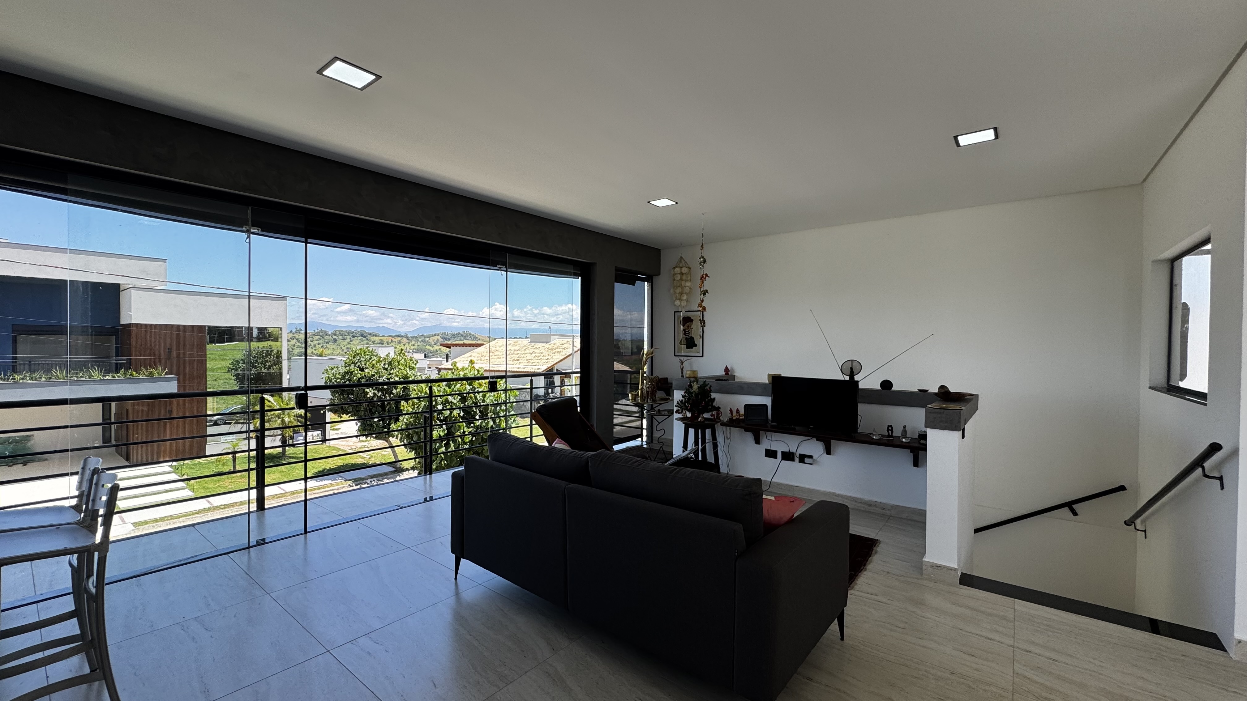 Casa à venda com 3 dormitórios no Condomínio Cyrela Landscape em Taubaté/SP.