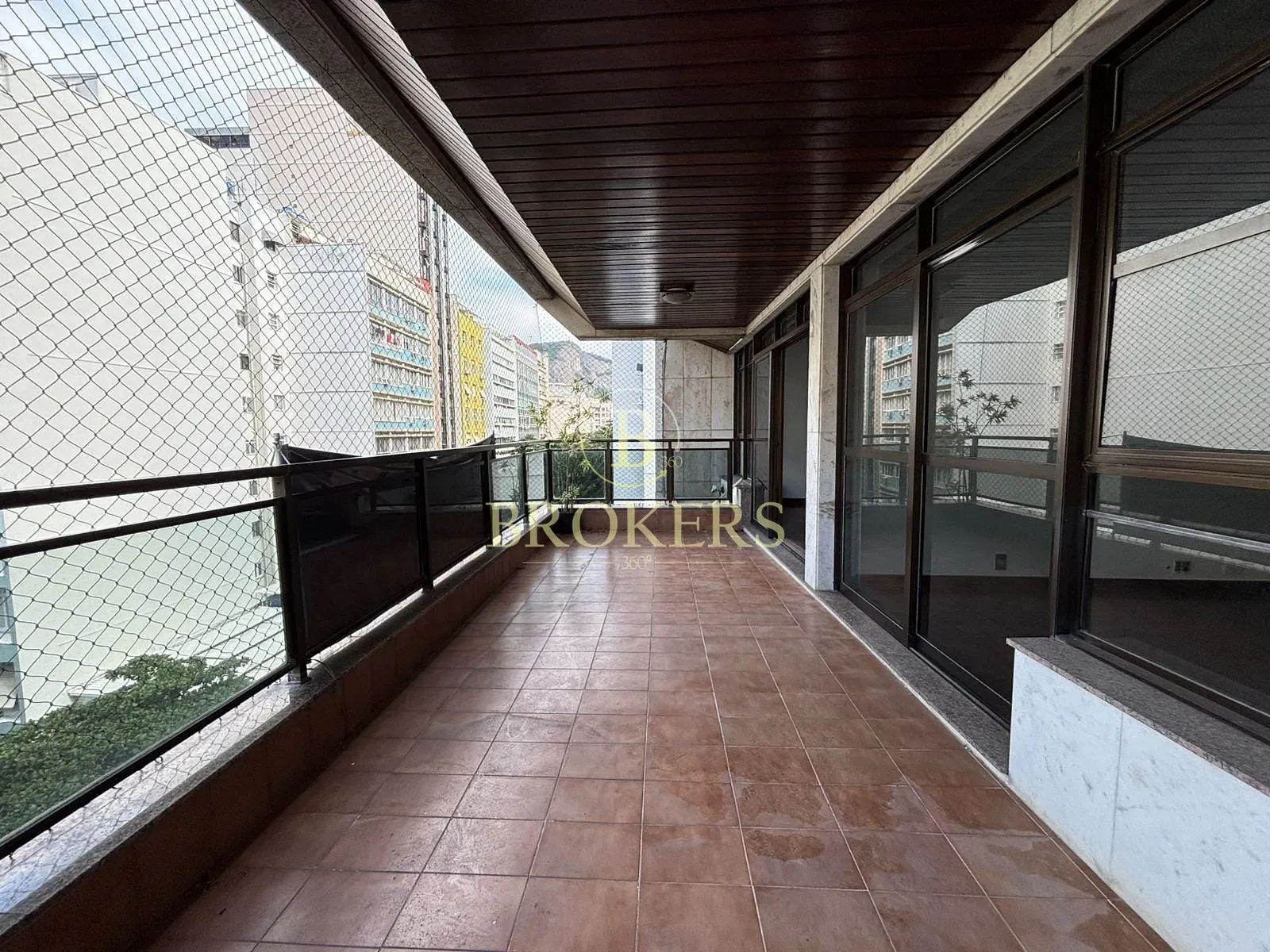 Apartamento a venda, Rua Cinco de Julho, Copacabana. Varanda, 3 quartos (2 suítes), 2 vagas, perto — foto 3