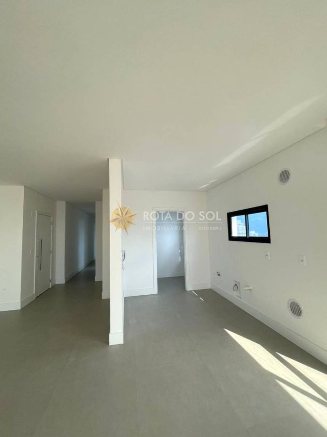 Dom Benedito Apartamento 3 Suítes à Venda Meia Praia Itapema SC