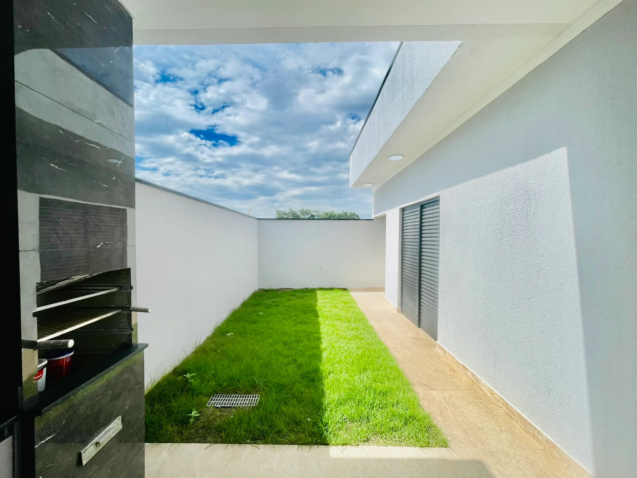 Casa para venda e locação, com 3 dormitórios no Condomínio Vila Romana em Pindamonhangaba/SP